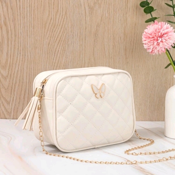 Tassel Fashion Bag - Picture 1 of 3